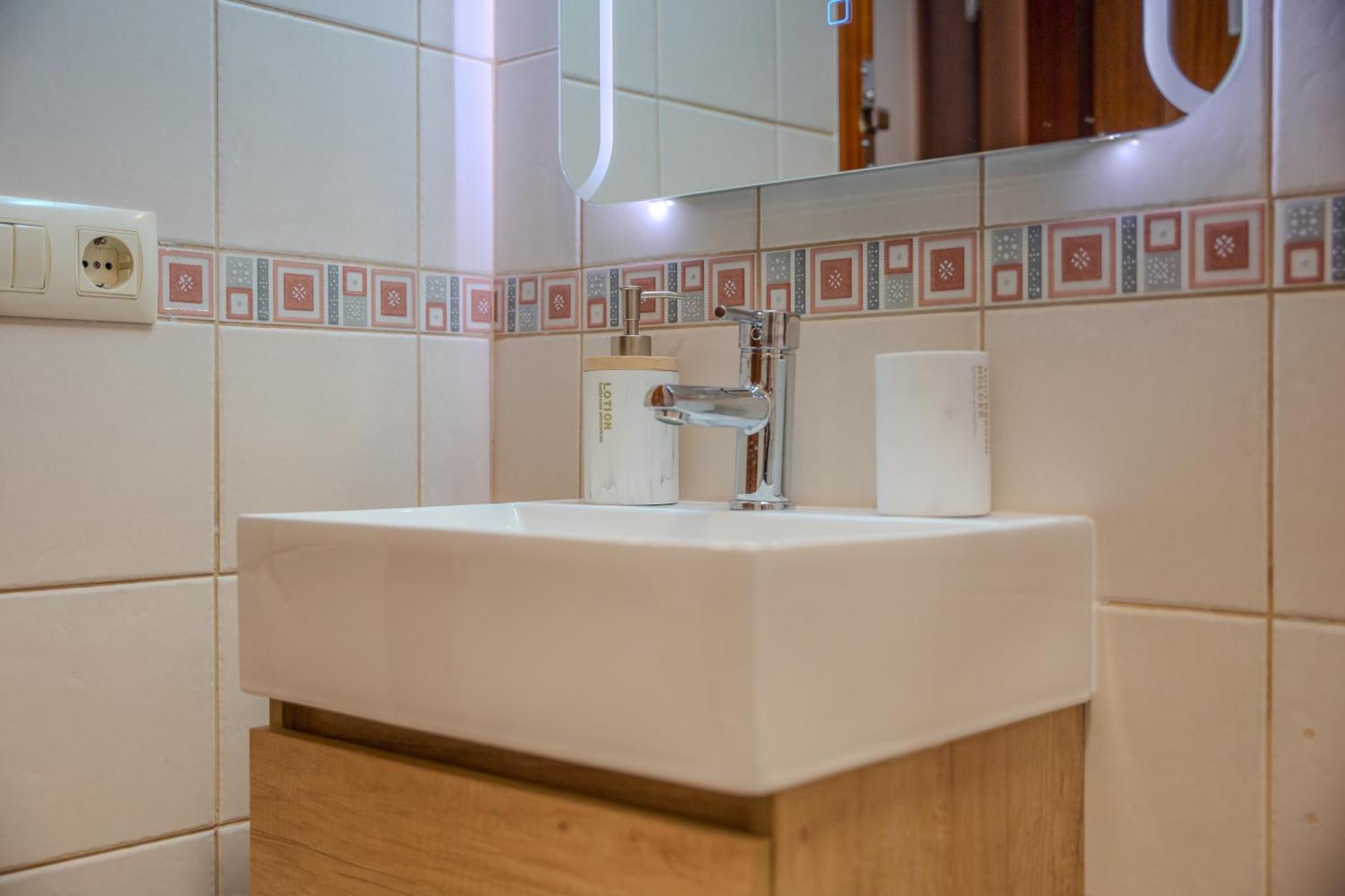 Rooms City San Isidro  Luaran gambar